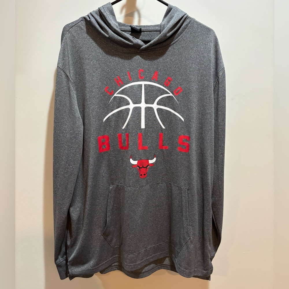 NBA Chicago Bulls Gray Pullover Hoodie with Red Logo